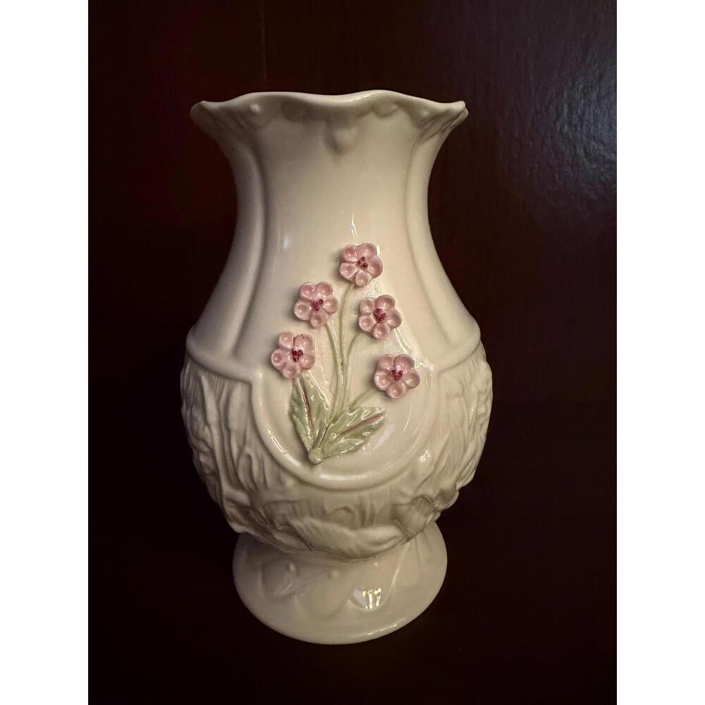 Belleek Ireland Exclusive Pink Floral Water Elves Butterfly Porcelain‎ Vase